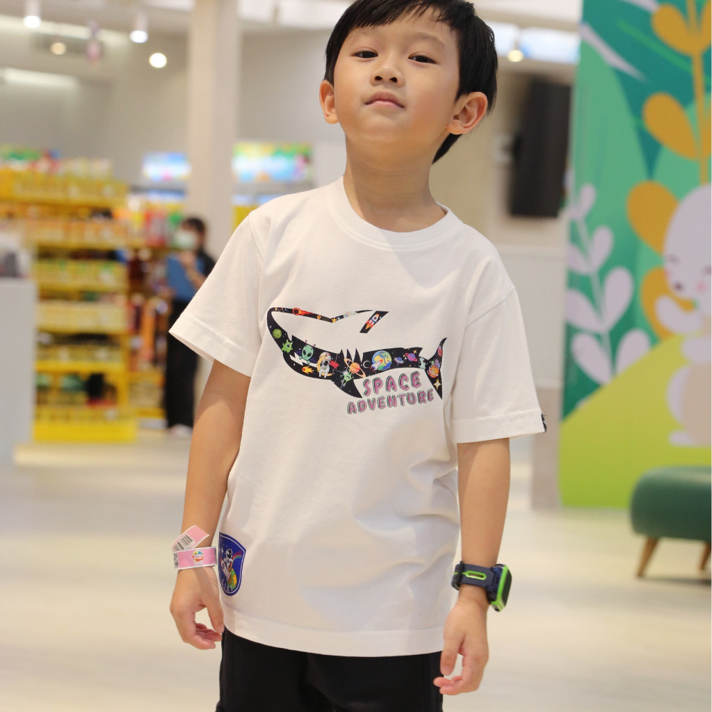 (จัดส่งตลอด 24 ชั่วโมง)Kids T shop เสื้อยืดเด็ก LIKI KIDS X SPACE ADVENTURE ตะลุยอวกาศ