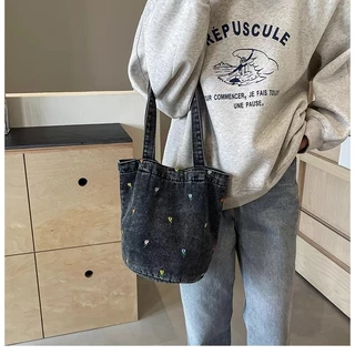 Denim Bucket กระเป๋าความจุขนาดใหญ่ผู้หญิง 2024 สไตล์ใหม่ฤดูร้อน Cross-Body All-Match กระเป๋าถือ Class Commuter Bag