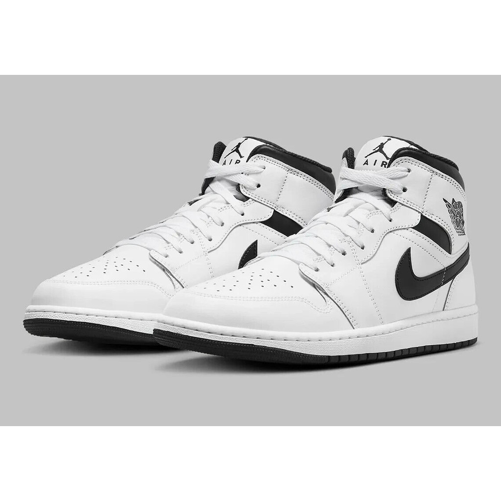 Nike Air Jordan 1 Mid Shoes Reverse Panda White Black DQ8426-132 ไซส์ผู้ชายใหม่