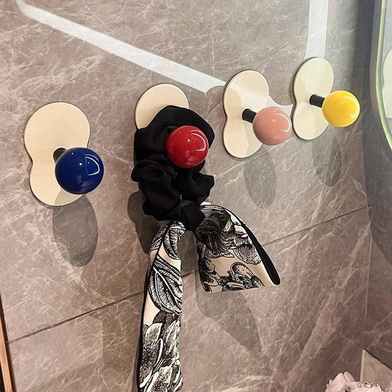 Dopamine Color Ball Hook Bathroom No-Punch Wall Hook Home Supplies