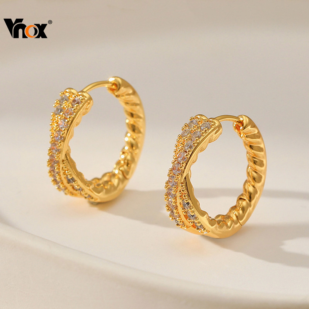 Vnox 18K Gold Plated Double แถวเพชรต่างหูขนาดเล็ก,Cubic Zirconia ประณีต Twist Hoop ต่างหูเครื่องประดับของขวัญ