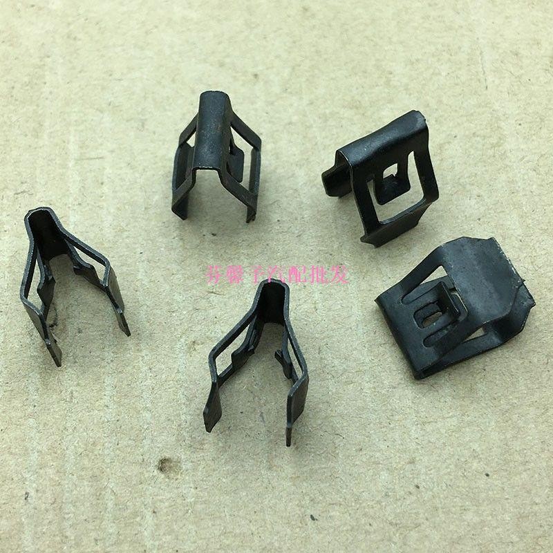 Pentium X80B90B70B50MAZDA6 คอลัมน์ประตูด้านหน้าคอลัมน์แผงภายในโลหะคลิปเหล็กหัวเข็มขัดคลิป Mazda อะไห