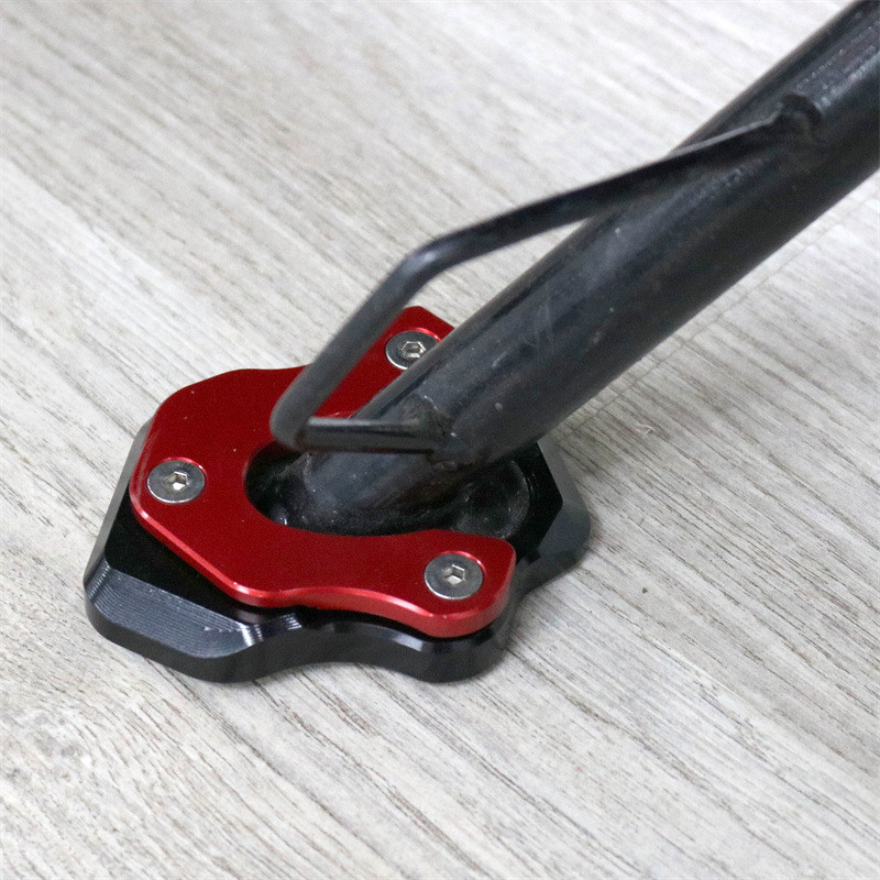 เหมาะสําหรับ Qianjiangsai 450 QJ450 ดัดแปลงขนาดใหญ่พิเศษที่นั่งด้านข้างสนับสนุนการขยายวงเล็บแผ่นเท้า