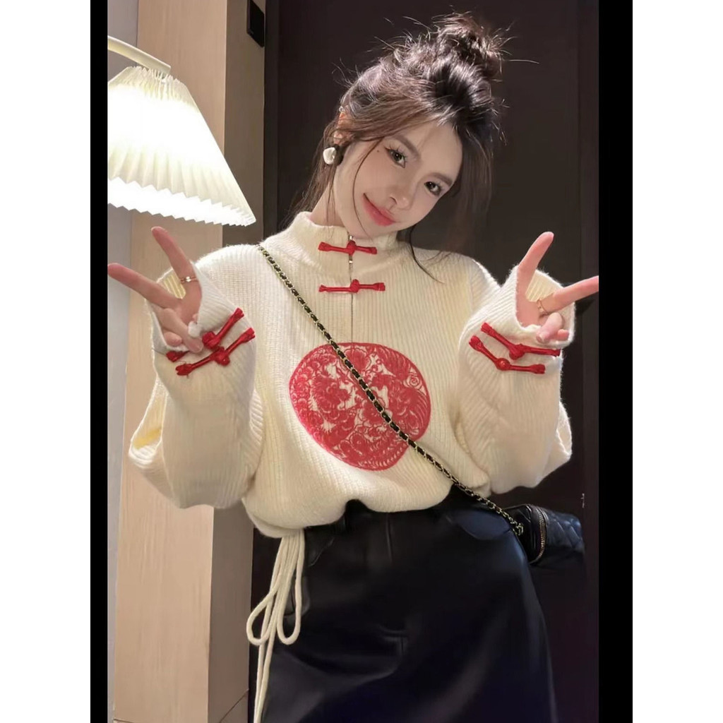 เสื้อคลุมปีใหม่เสื้อสเวตเตอร์สไตล์จีนฤดูใบไม้ร่วงฤดูหนาว 2024 สไตล์ใหม่ย้อนยุคสไตล์จีนสไตล์สั้นปกเนื้อทุกการแข่งขันถักด้านบนผู้หญิง