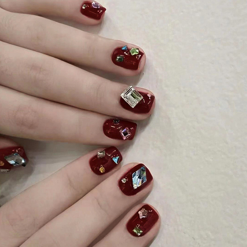 24 ชิ้น/กล่องไวน์ Red Love Star ชุดเล็บปลอมพร้อมกาว