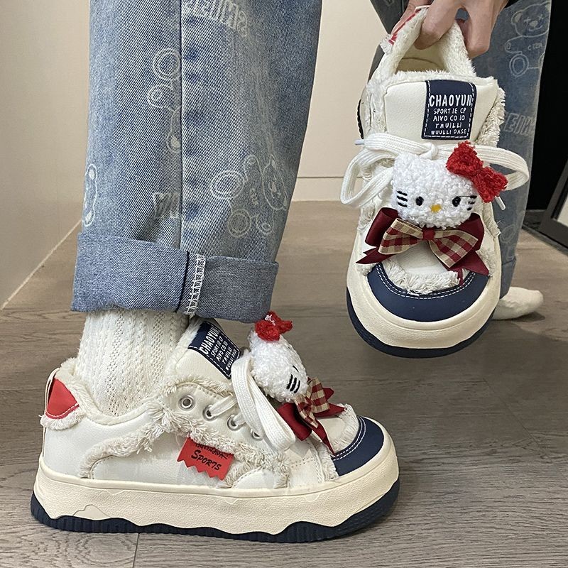 Niche Original Explosive Change kitty Cat Big Toe รองเท้าสีขาวหญิง 2024 สไตล์ใหม่ฤดูใบไม้ผลิหนาSoled รองเท้าผ้าใบกีฬานักเรียน
