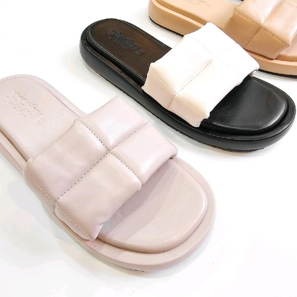 Puffy รองเท้าแตะ สี classic หน้าเท้าบุ ฟอง หน้านุ่มฟู สูง 1 นิ้ว