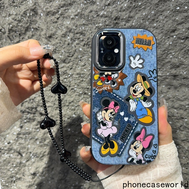 เหมาะสำหรับ iPhone11 12 13 14 15Pro Promax XSMAX 7 8P Xr มิกกี้เมาส์น่ารักพร้อมสร้อยข้อมือสีดำ เคสโทรศัพท์เคลือบใหม่