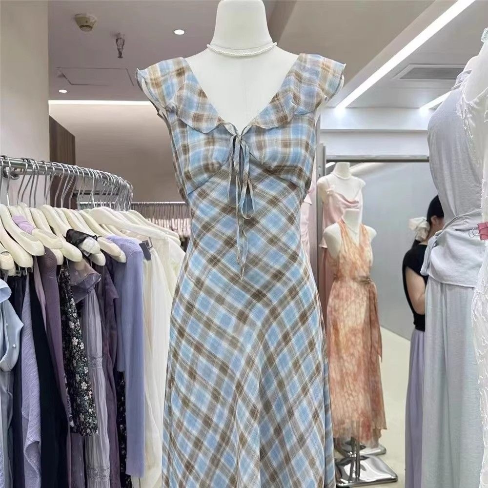 ชุดแฟชั่นฝรั่งเศสรายการสก๊อตสำหรับฤดูร้อนปี 2025 ดีไซน์เพรียวบางและลดอายุ กระโปรงยาวมาพร้อมเสื้อกั๊ก - รูปที่ 4