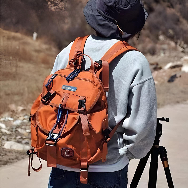 กระเป๋าปีนเขา Niche Design Street Wear Outdoor Travel Bag Waterproof Hiking Backpack Backpack Female School Bag Large Number Negotiable
