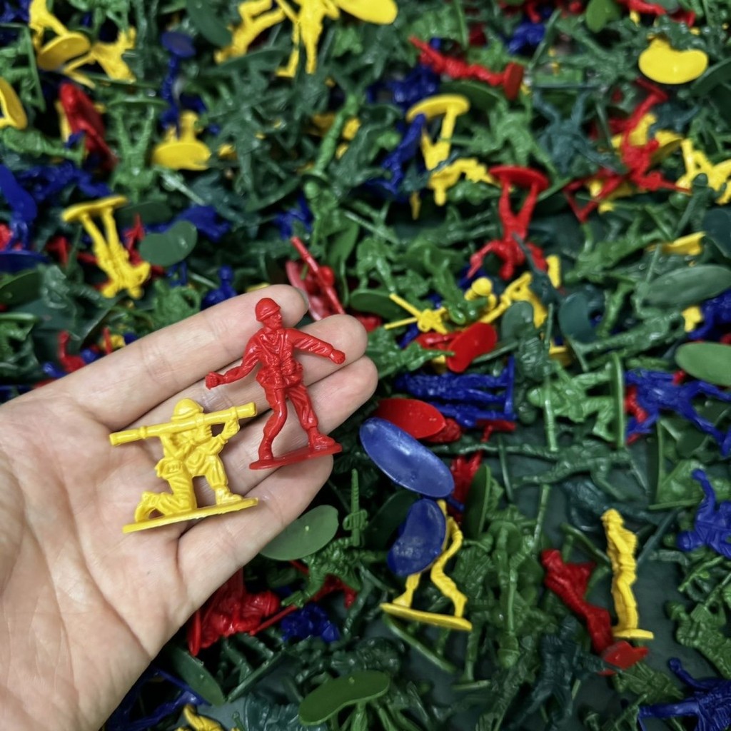 Mini Nostalgic Soldier Military Suit อุปกรณ์การศึกษาปฐมวัย Boy ของเล่นพลาสติก World War II Soldier T