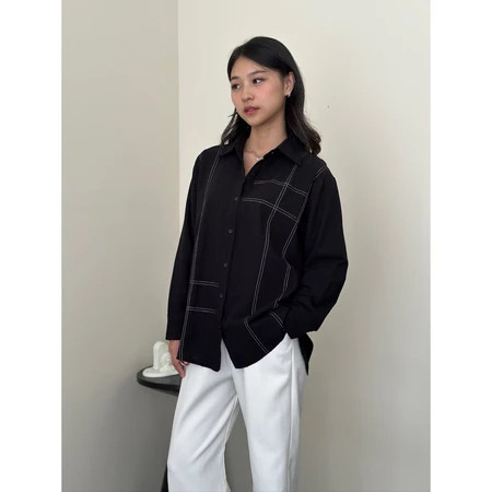 Tq88indonesia เสื้อเบลาส์ธรรมดาสีดําและสีขาวสําหรับผู้หญิงล่าสุด / CONTRAST แขนยาว BLOUSE / เสื้อผ้า