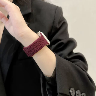 สายแกะสลักซิลิโคน for iWatch Apple Watch Ultra/SE 3 2 Series 11 10 9 8 7 6 5 4 3 49มม. 46มม. 45มม. 41 44 40มม. 42มม. 38