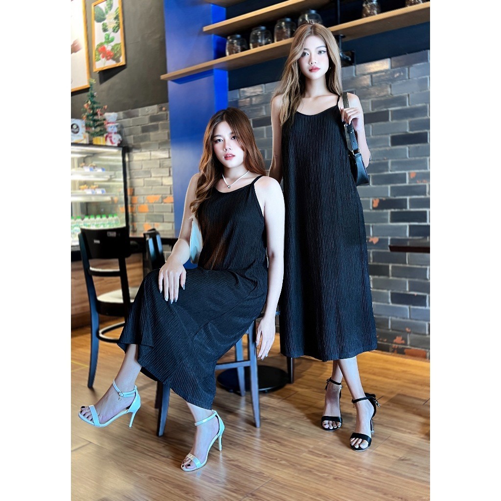 เดรสผ้าไหมกระดุมแถวเดียวคอวี/คอเหลี่ยม เดรสสายเดี่ยว สายสะพายปรับได้ แขนกุด เนื้อนุ่ม ใส่สบาย เวอร์ชั่นเกาหลี Q29