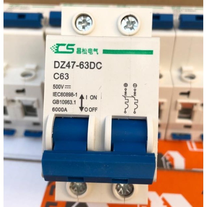 เบรคเกอร์ Circuit Breaker ใช้กับอินเวอเตอร์ ออนกริอ ออฟกริด โซล่าเซลล์ AC ในครัวเรือน 500V 63A /2P Breaker