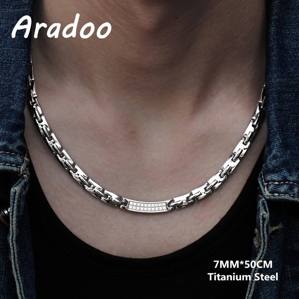 ARADOO สร้อยคอมัดยันต์เหล็กไทเทเนียม แซฟไฟร์สังเคราะห์ แม่เหล็กสแตนเลส สไตล์ชอกเกอร์ เครื่องประดับสำหรับทั้งผู้ชายและผู้หญิง พร้อมเป็นของขวัญ