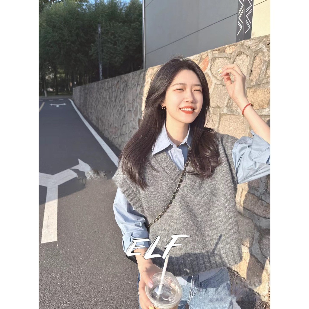 เกาหลีลําลองสีเทาเสื้อยืดแขนกุดถักเสื้อกั๊กด้านบนสําหรับผู้หญิง