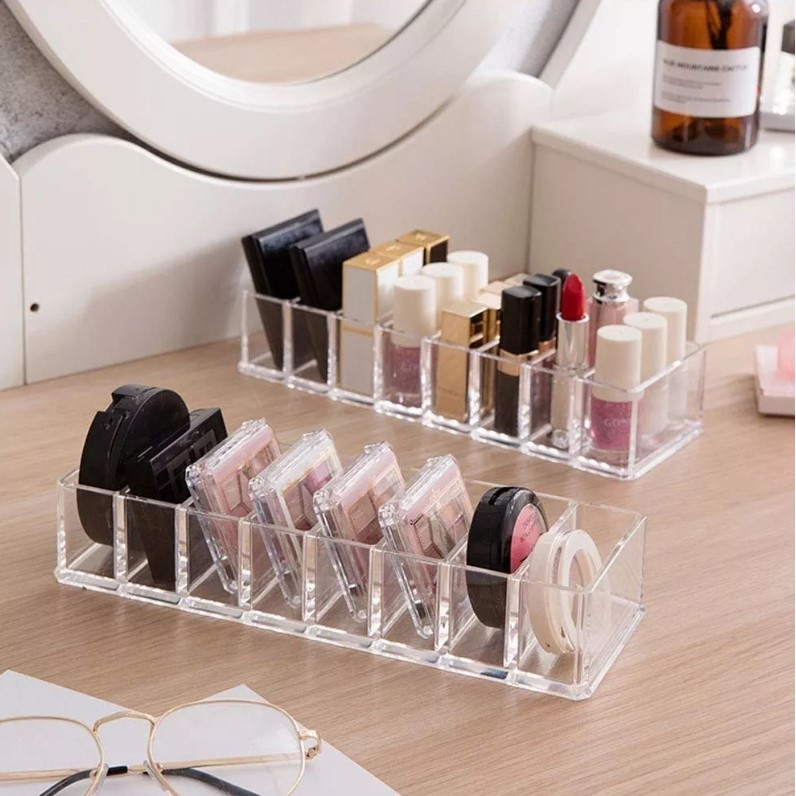 Dakotask. กล่องเก็บเครื่องสำอาง 8 ช่อง กล่องใส่อายแชโดว์ กล่องเก็บของอะคริลิคใส