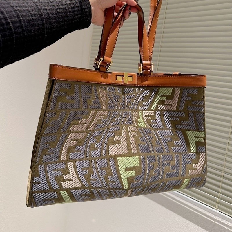 ใหม่ 88 ปี peekaboo series กระเป๋าถือความจุขนาดใหญ่ของ ashion vanced