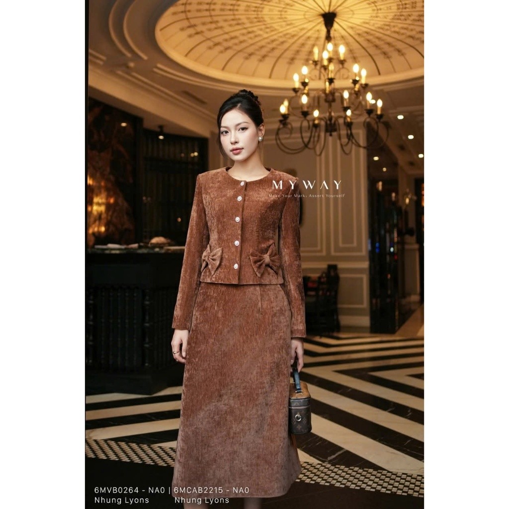 MY WAY ชุดเสื้อกั๊กและกระโปรงผู้หญิง A-Line กํามะหยี่ Lyons แขนยาวรอบคอ Elegant Bow 6MVB0264W - 6MCA