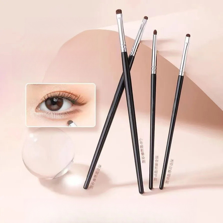 Pony Hair Eyeliner Brush Eye Shadow Detail Brush แปรงแต่งหน้า Eye Fine Halo คอนซีลเลอร์แปรงเริ่มต้นแบบพกพาชุดแปรงแต่งหน้าเครื่องมือแต่งหน้า ﻿ ราคา ถูกที่สุด ดีลบีเคเค