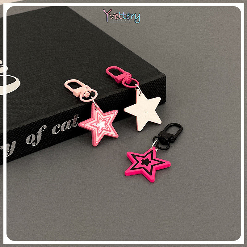 ร้านค้าไทย🌸Rose Pink Pentagram Keyfob หวานเย็น Barbie Wind จี้กระเป๋าสำหรับคู่รักเพื่อนสนิท