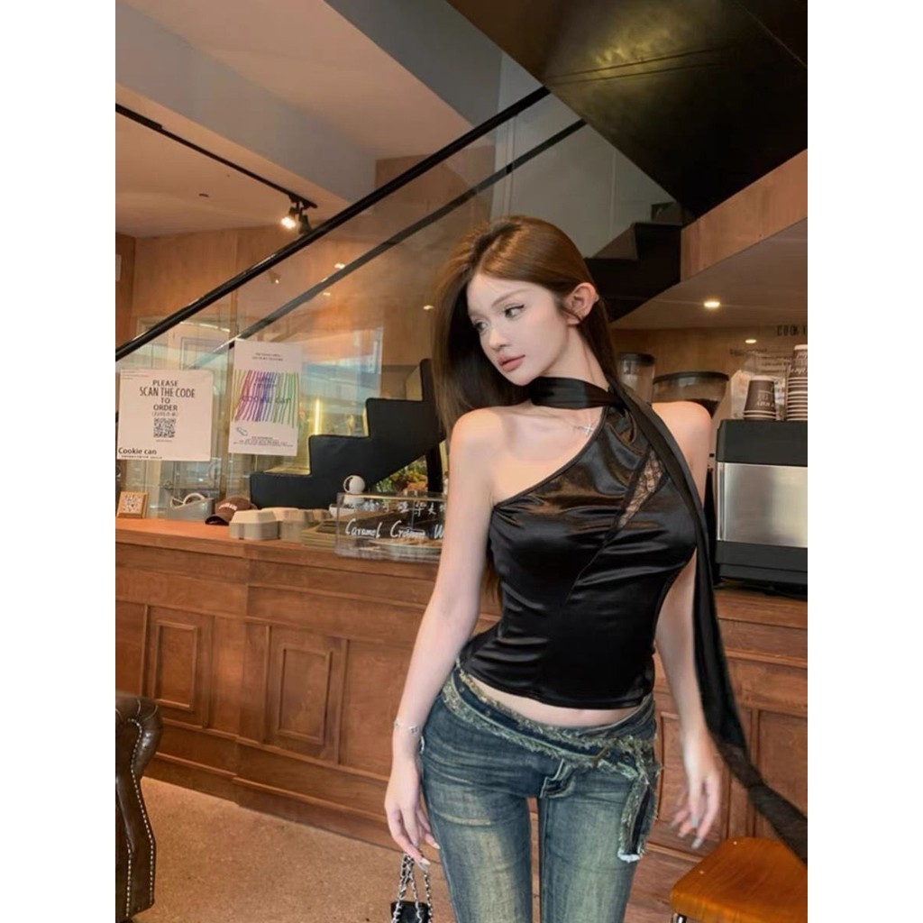 สายคล้องคอสไตล์เกาหลีลูกไม้ฉลุลายเซ็กซี่แบบสั้นไหล่เฉียงเสื้อผู้หญิง egco