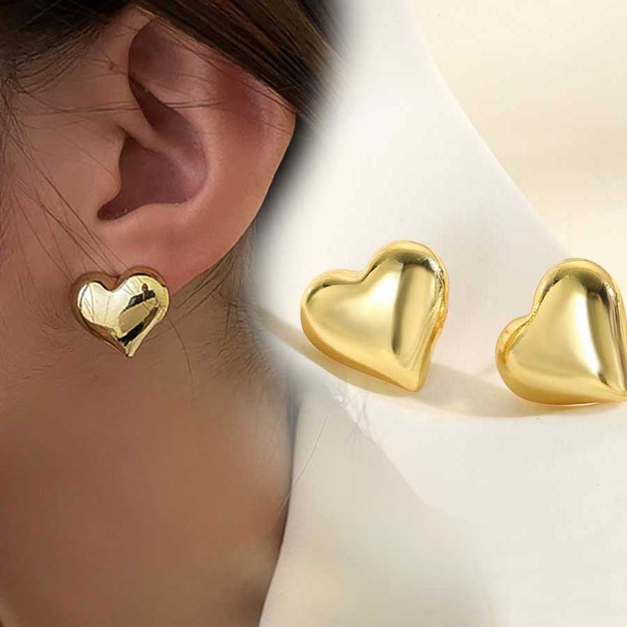 สไตล์ใหม่ Simple Glossy Love Heart ต่างหูหญิง Niche Design ต่างหูระดับไฮเอนด์
