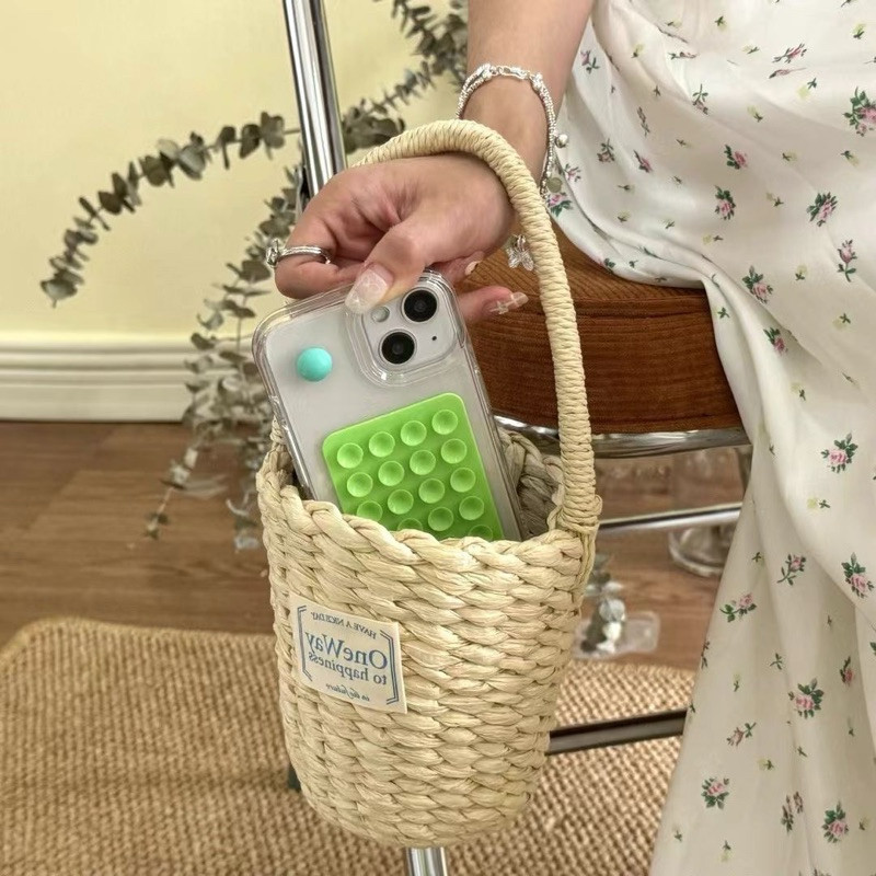 แผ่นซิลิโคนแปะมือถือ2ฝั่ง ไม่ใช้กาว octobud ติดได้2ด้าน ถ้วยดูดhand freeใช้ซ้ำได้ Siliconesuction แผ่นดูดซิลิโคน - รูปที่ 2