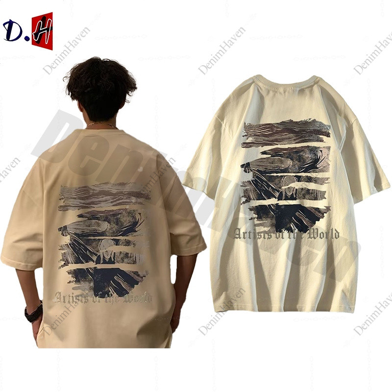 🔥D.H🔥เสื้อยืดแขนสั้น ขนาดใหญ่ เข้ากับทุกการแต่งกาย แฟชั่นฤดูร้อน   แบบครึ่งแขน เสื้อยืดแขนสั้นคอวีสไตล์ ทรงหลวม เหมาะกับฤดูร้อน  สําหรับผู้ชาย   High Street เสื้อยืดแขนสั้นลําลอง สไตล์อเมริกัน  เสื้อคู่ลำลองทรงหลวมพิมพ์ลายย้อนยุค สไตล์สตรีท สําห