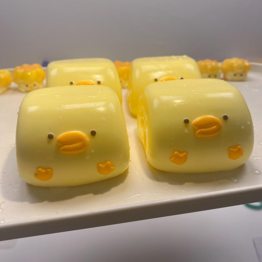 ทาบะสกุชชี่แฮนด์แมดน้องเป็ดน้อย silicone gel food grade นุ่มหนึบสโลว์