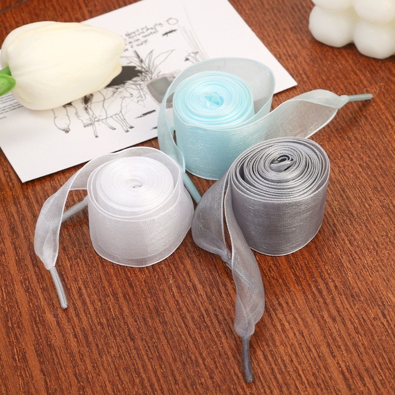 120 ซม. กว้างโปร่งใสชีฟองเส้นด้ายเชือกผูกรองเท้าผ้าไหมแบนโบว์ใหญ่กว้าง Laces แนวโน้มรองเท้าลําลองสีขาว Laces