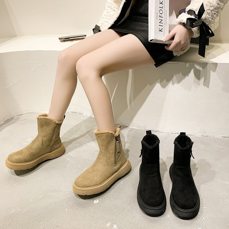 รองเท้าบูทผู้หญิงแฟชั่นเกาหลีหัวกลมพื้นหนากันลื่นด้านข้างซิปตุ๊กตารองเท้าหิมะสั้น35-40หลา