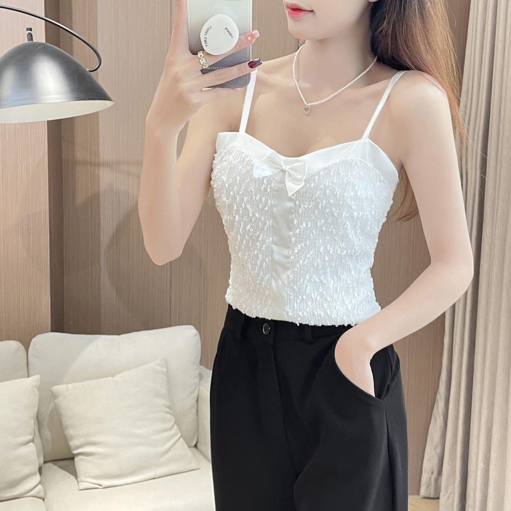 Strawbrary🍓เสื้อสายเดี่ยว ไร้ขอบไร้โครง มีสไตล์ โบว์ด้านหน้า สม็อคหลัง มีฟองน้ำ อก28-38 ใส่ได้ เสื้อผู้หญิง