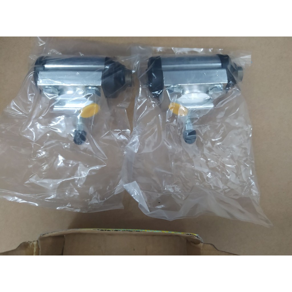 เหมาะสําหรับ smart451 smart451 Elf กระบอกล้อหลังกระบอกเบรคล้อหลังกระบอกล้อหลัง A4514200518