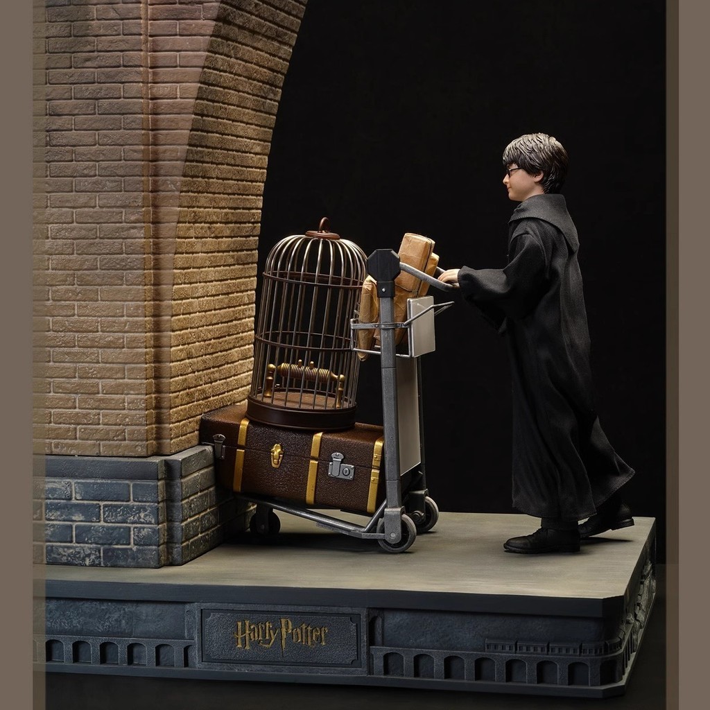 [Collection Boutique] Ready Stock mOjingToys Model Mirror Studio 1/6 Harry Potter Platform L004 Scen