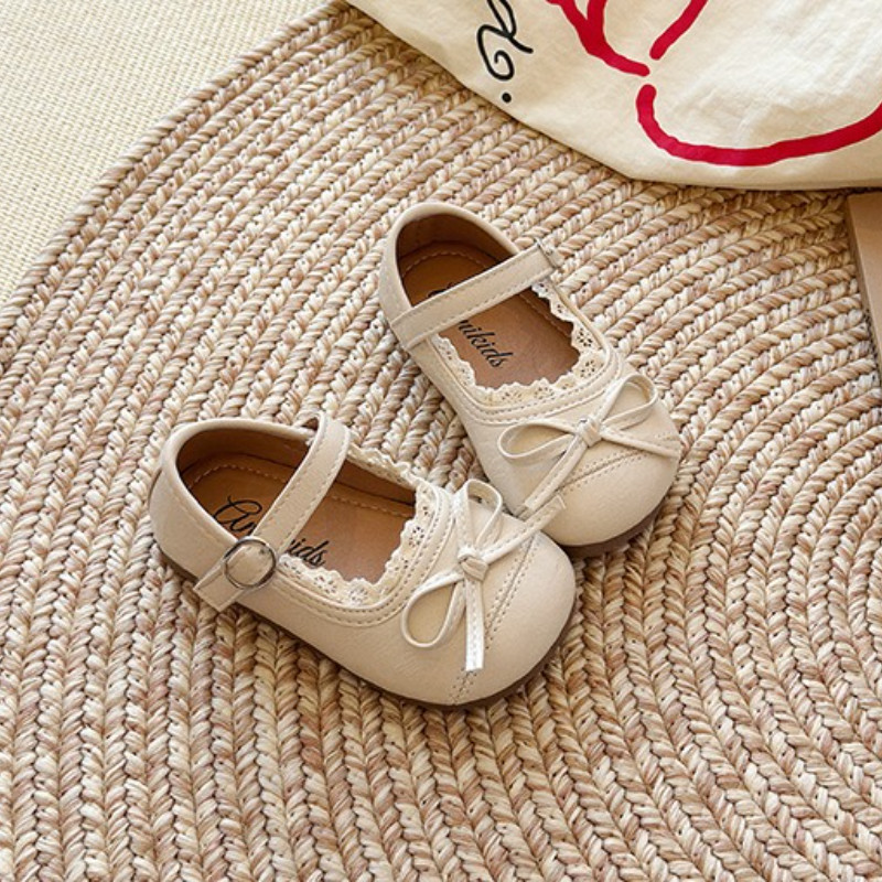 รองเท้าหนังสไตล์เกาหลีสำหรับเด็กหญิง ฤดูร้อนปี 2025 ออกแบบมาเพื่อความนุ่มสบายและความปลอดภัย พร้อมใช้งานได้หลากหลายโอกาส - รูปที่ 3