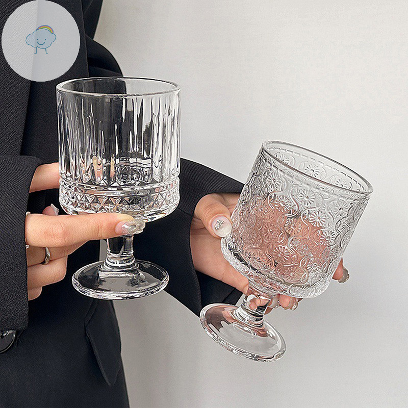 Twoe สไตล์เกาหลีแกะสลักนูนขนาดเล็ก Goblet ถ้วยแก้วสําหรับ Soju สาเกเหล้าสั้น Stemmed แก้ว TH