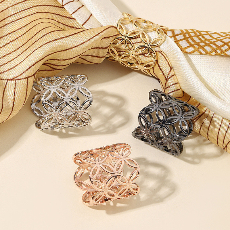 Hollow Classy Tube ผ้าพันคอผ้าไหมหัวเข็มขัดเรียบ Non-Hooking Simple Geometric Niche ผ้าพันคอผ้าไหม