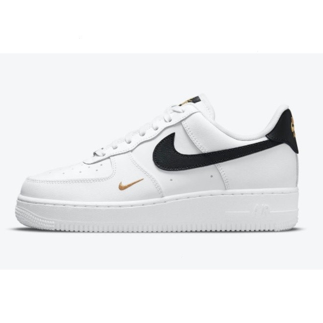 2021 NK AIR FORCE 1 07 Essential สีขาว/สีดำ-ทอง CZ0270-102