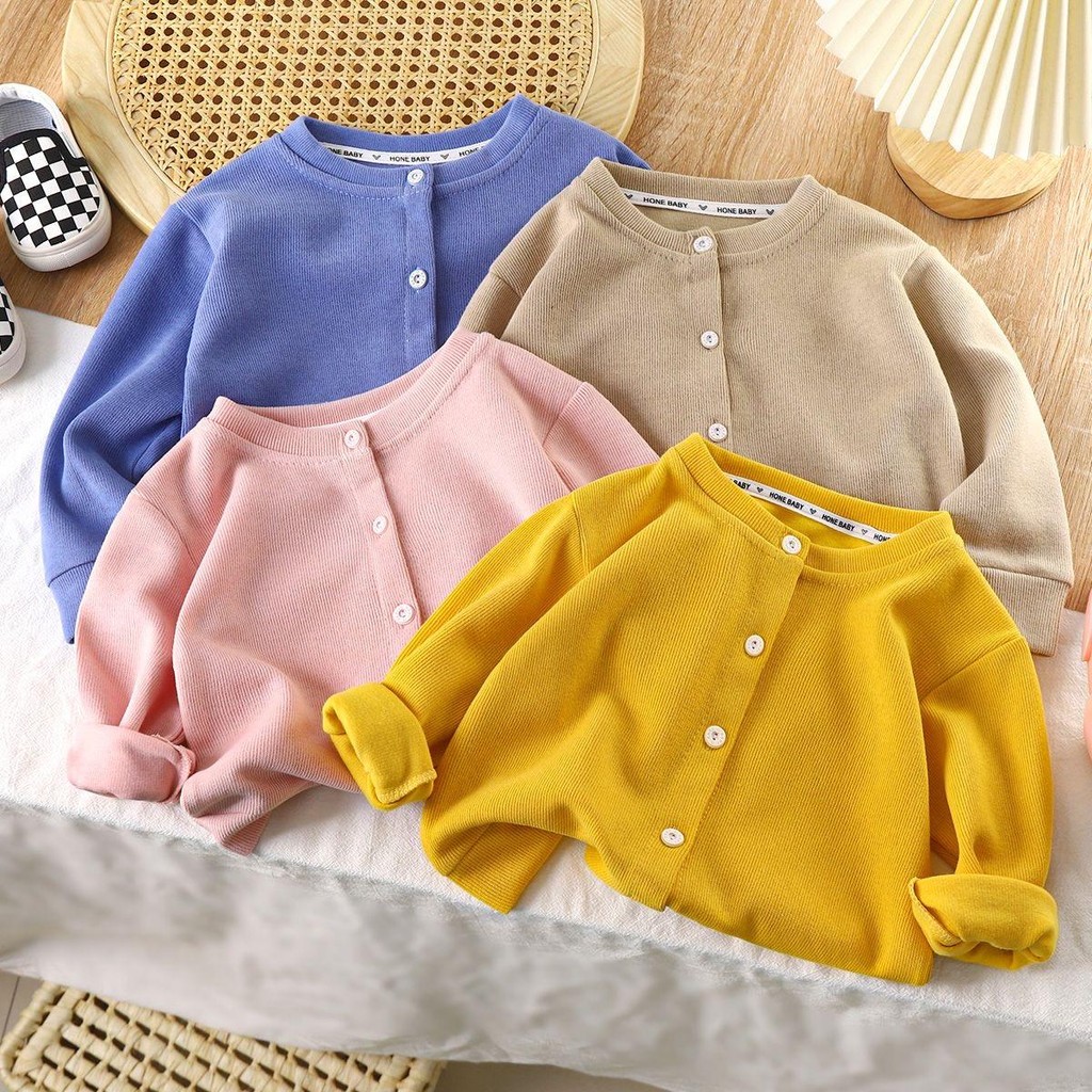 พร้อมส่ง เสื้อคลุมแขนยาวเด็กฝ้ายผสมไหมพรมไม่หนา ไม่บางไป ใส่คลุมชิลๆ กันแดด กันลม ใส่ไปโรงเรียน น่ารัก B-135