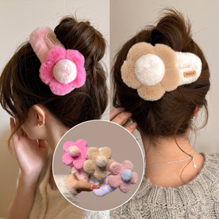 กิ๊บติดผมดอกไม้น่ารักสำหรับผู้หญิง แบบตุ๊กตา sweetness ที่ด้…
