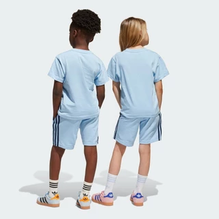 adidas ไลฟ์สไตล์ ชุดเสื้อยืดและกางเกงขาสั้น Adicolor สำหรับเด็ก เด็ก สีน้ำเงิน JC9160