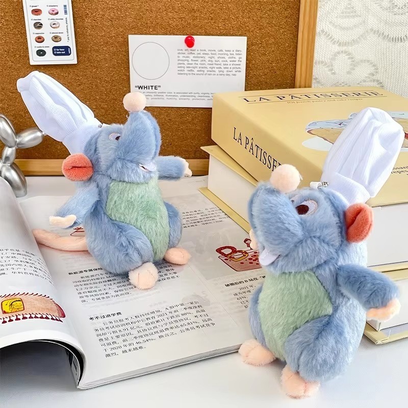 Disney Ratatouille พวงกุญแจ Kawaii การ์ตูนน่ารักตุ๊กตาตุ๊กตากระเป๋าเป้สะพายหลังจี้รถพวงกุญแจสร้างสรรค์สาวของขวัญ