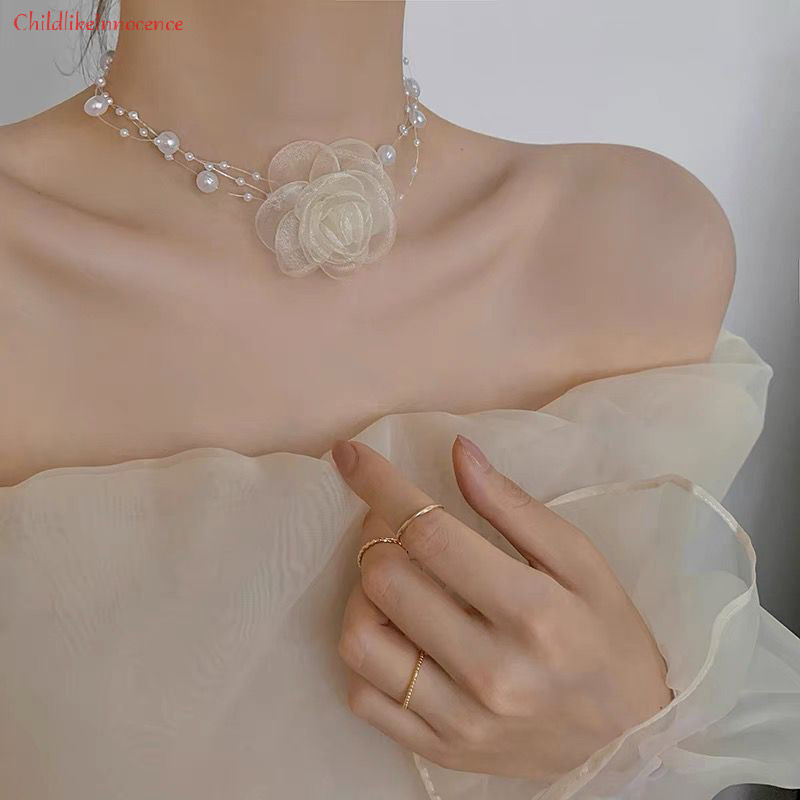 [ChildlikeInnocence] โรแมนติกเพิร์ลchoker Camelliaสร้อยคอสีดําสีขาวฤดูร้อนClavicle Chainดอกไม้Pearlsสําหรับผู้หญิงใหม่