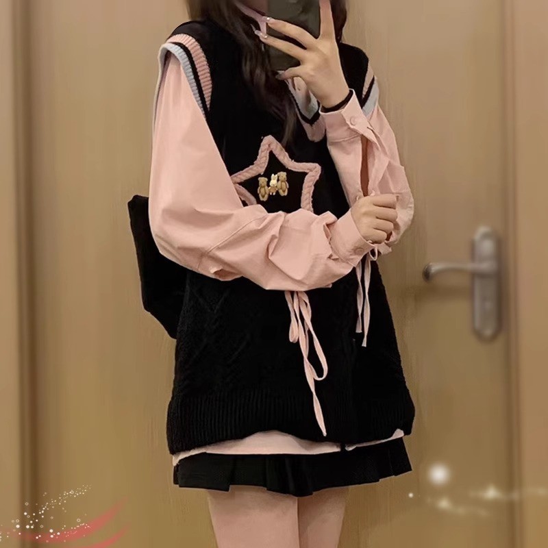 เสื้อกั๊กสองชิ้นสไตล์วิทยาลัยเสื้อผู้หญิงฤดูใบไม้ร่วงสไตล์เกาหลีสไตล์ญี่ปุ่นแขนกุดสีดำถักเสื้อกั๊กใส่ด้านนอก