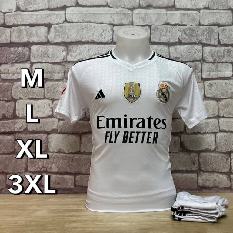 ชุดฟุตบอล(เสื้อพร้อมกางเกง) ทีมเรอัลมาดริด เกรดแฟนบอล ชุดกีฬาใหม่ล่าสุด 2024-2025 ผ้าดีใส่สบาย พร้อมส่ง
