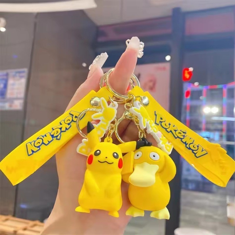 Pokemon พวงกุญแจ Pikachu Creative อะนิเมะเครื่องประดับตุ๊กตา Eevee Psyduck สําหรับของเล่นเด็กกระเป๋า