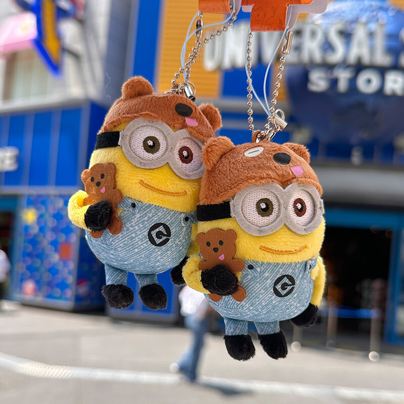 ตุ๊กตาจี้กระเป๋า Sesame Street Little Yellow Man และ Moppy Abby จาก USJ Osaka สำหรับสะสมและแขวน