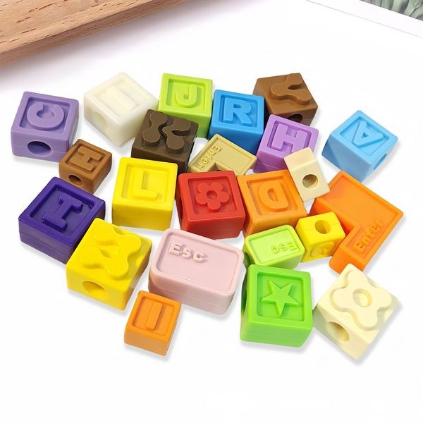 daddy jibbitz jibbitz อะคริลิค ตัวอักษรสีทําเองอุปกรณ์เสริมรองเท้าหลุมแป้นพิมพ์อุปกรณ์เสริมรองเท้าดอ